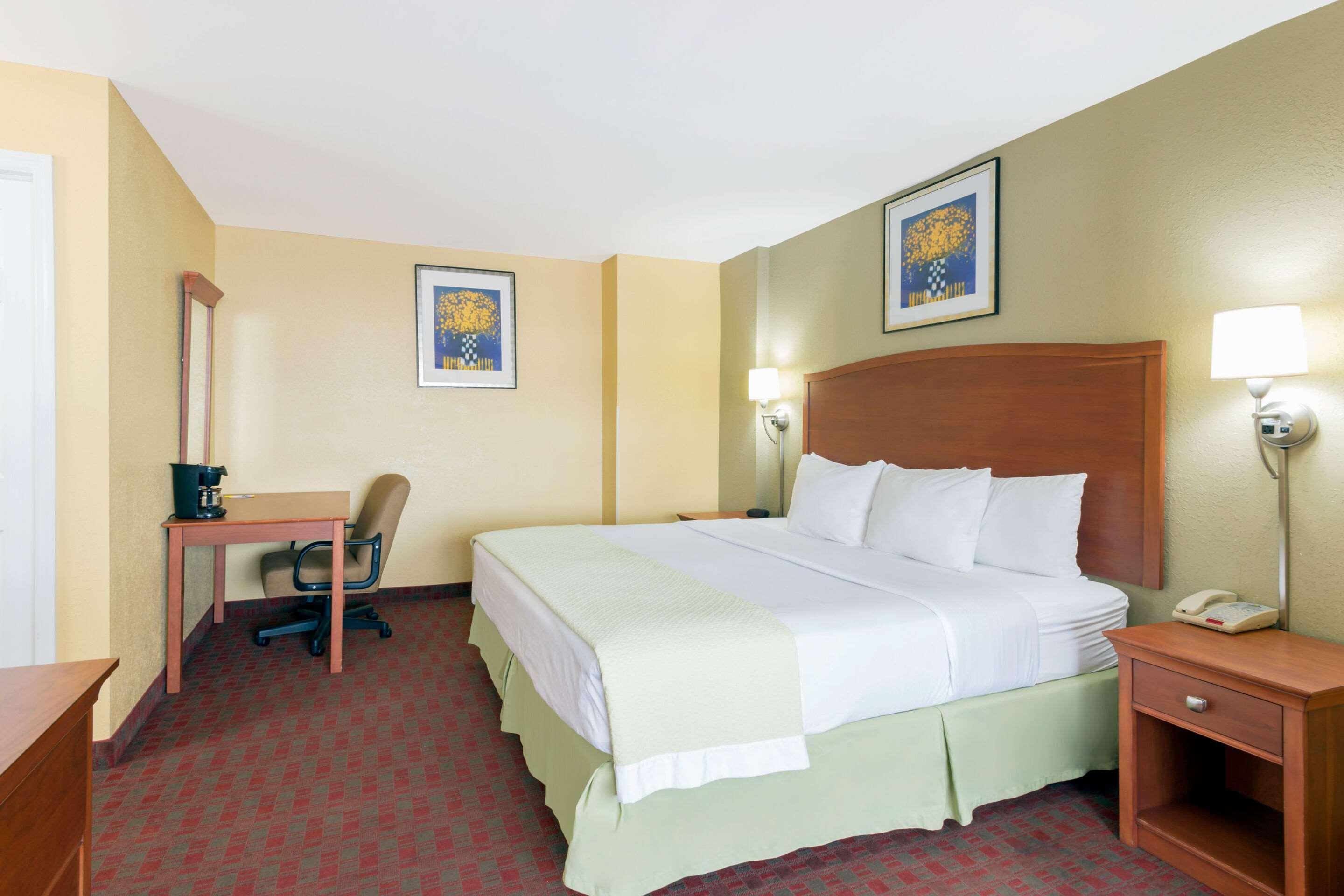 Quality Inn Poughkeepsie Dış mekan fotoğraf