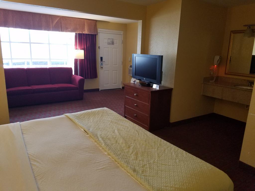 Quality Inn Poughkeepsie Dış mekan fotoğraf