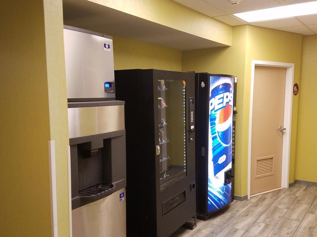 Quality Inn Poughkeepsie Dış mekan fotoğraf